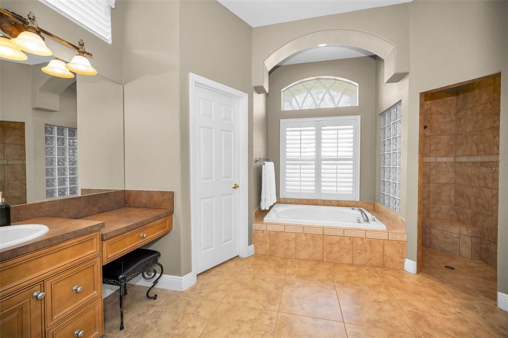 待售: $849,900 (4 贝兹, 3 浴室, 3236 平方英尺)