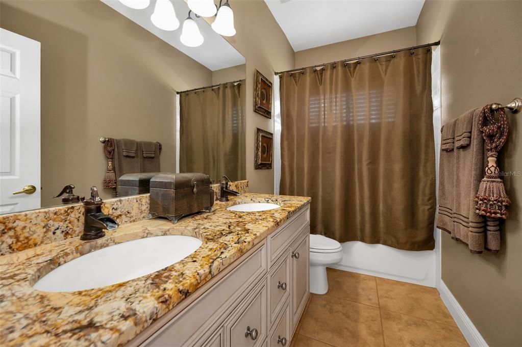 待售: $849,900 (4 贝兹, 3 浴室, 3236 平方英尺)