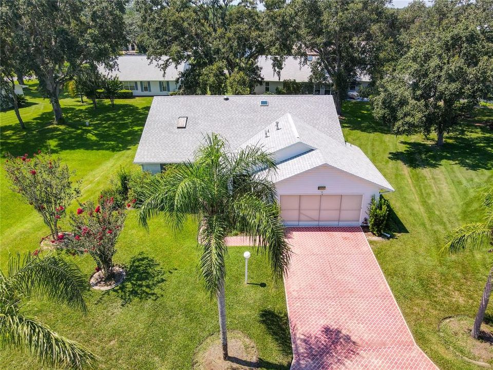 Под контрактом: $235,000 (2 спален, 2 ванн, 1800 Квадратных фут)