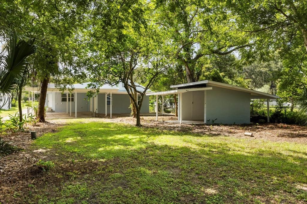 Activo con contrato: $298,000 (3 camas, 2 baños, 2042 Pies cuadrados)