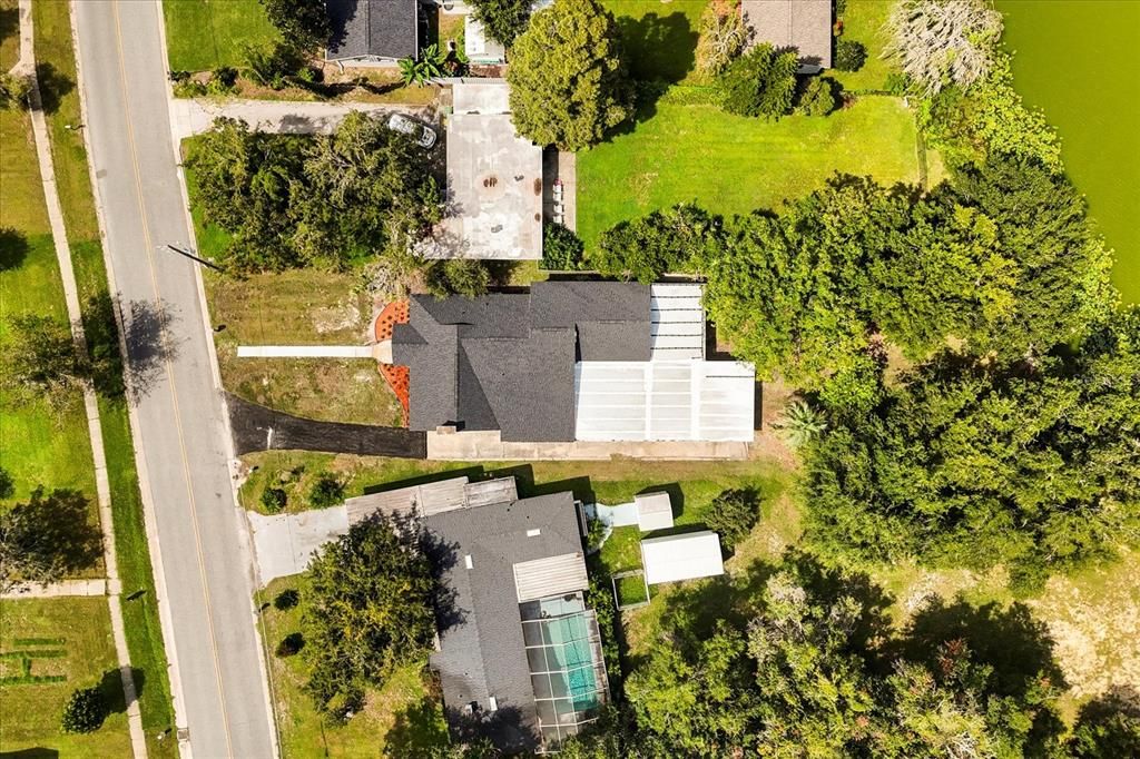 Activo con contrato: $298,000 (3 camas, 2 baños, 2042 Pies cuadrados)