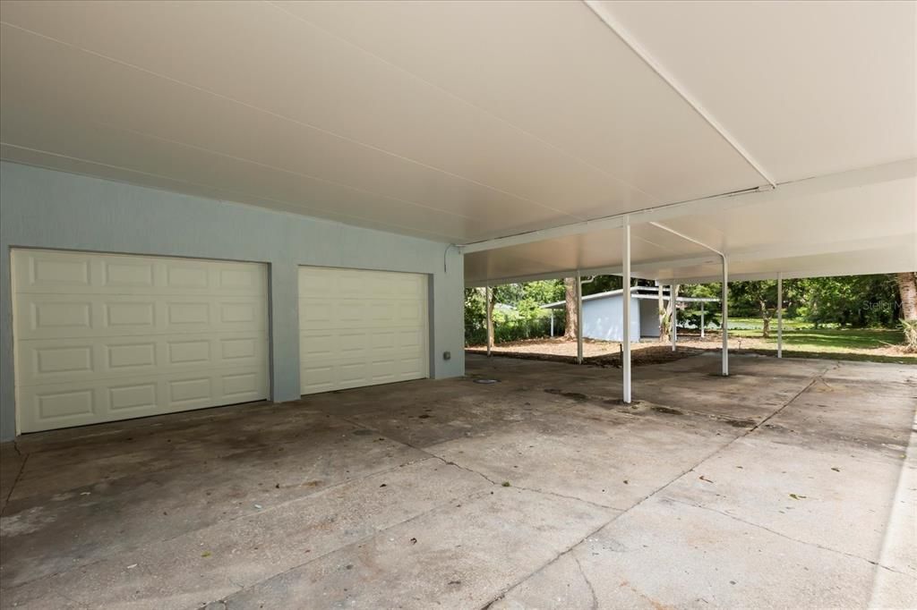 Activo con contrato: $298,000 (3 camas, 2 baños, 2042 Pies cuadrados)