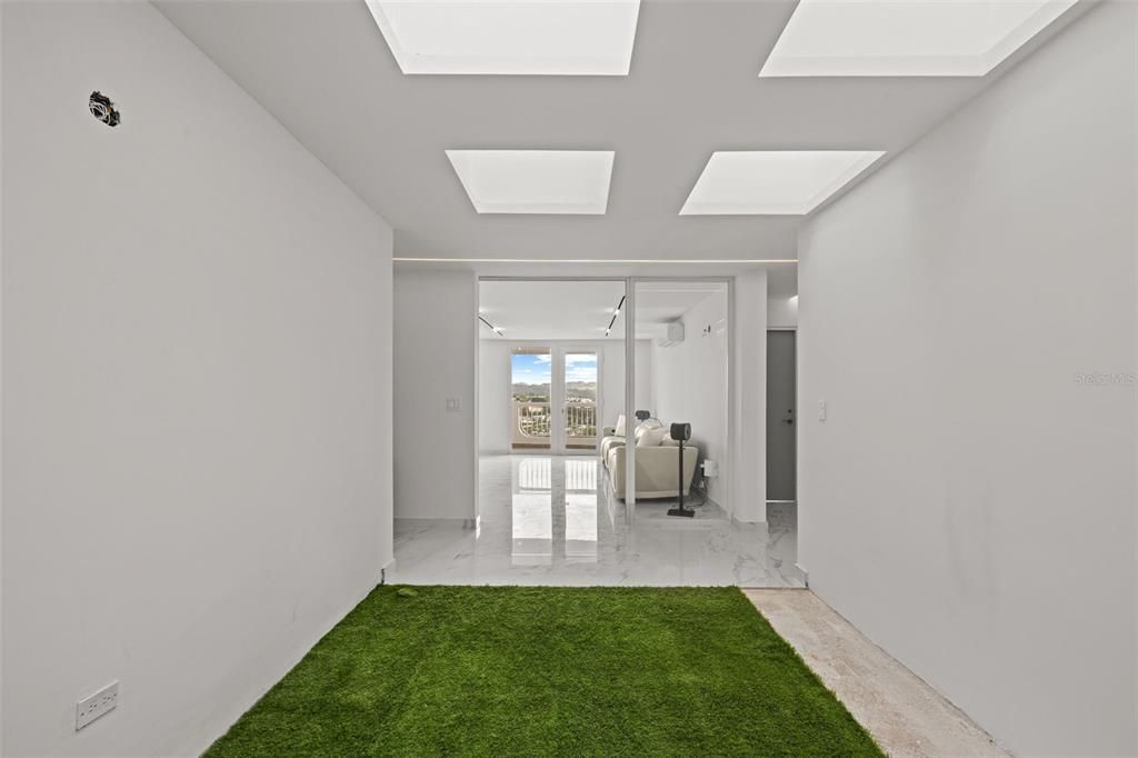 В аренду: $10,000 (5 спален, 5 ванн, 4000 Квадратных фут)