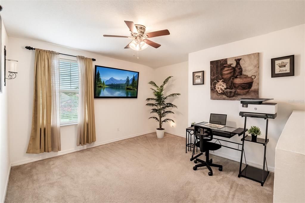 Active With Contract: $380,000 (3 beds, 2 baths, 2218 Square Feet)