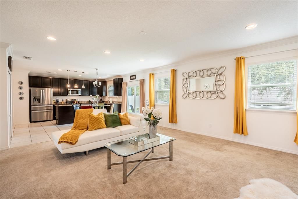 Active With Contract: $380,000 (3 beds, 2 baths, 2218 Square Feet)