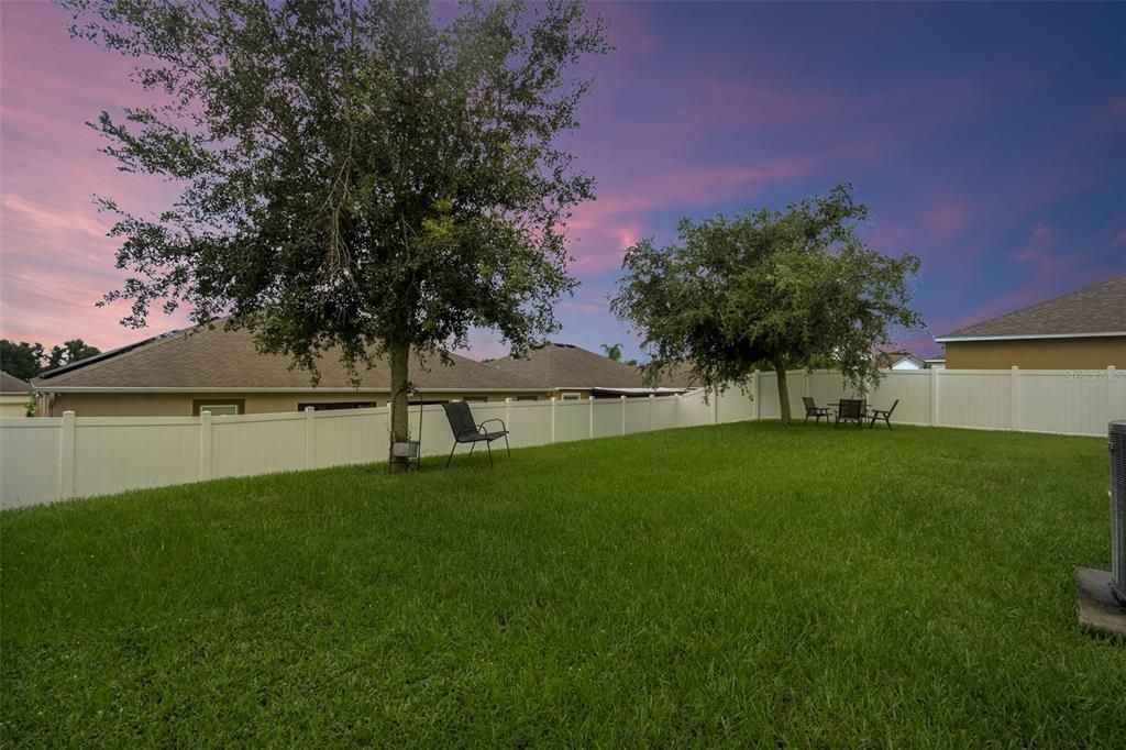 Active With Contract: $380,000 (3 beds, 2 baths, 2218 Square Feet)