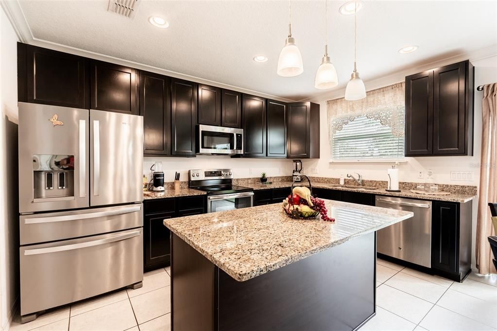 Active With Contract: $380,000 (3 beds, 2 baths, 2218 Square Feet)