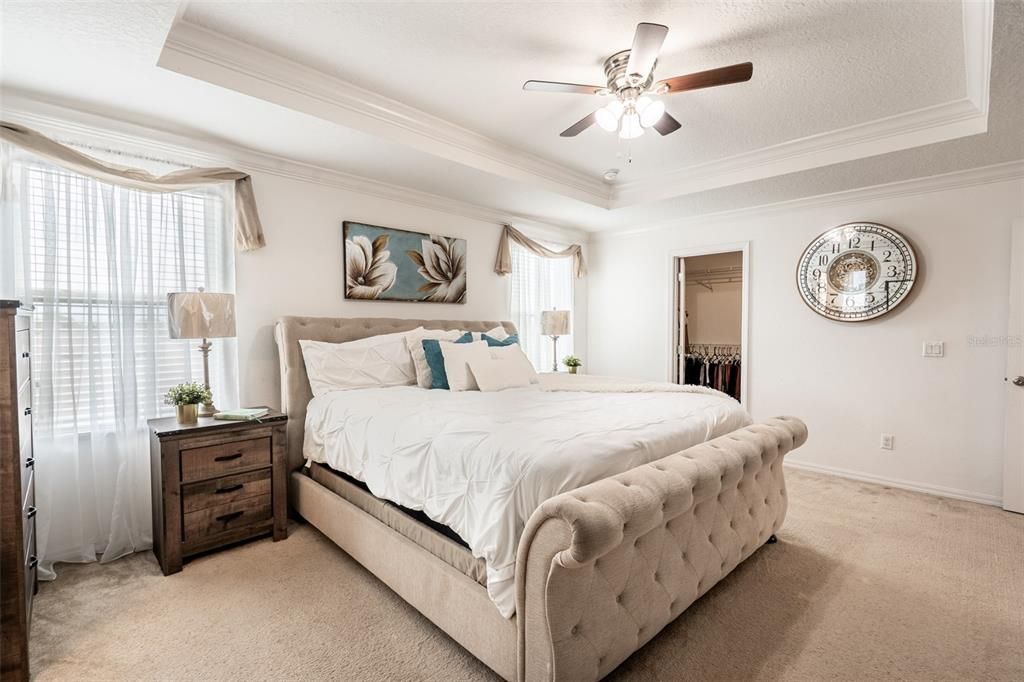 Active With Contract: $380,000 (3 beds, 2 baths, 2218 Square Feet)