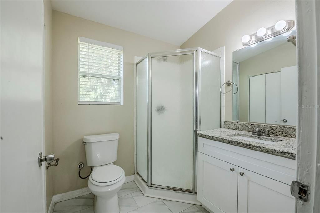 Active With Contract: $215,000 (3 beds, 2 baths, 1094 Square Feet)