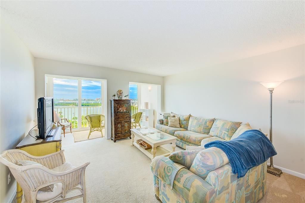 В аренду: $1,800 (1 спален, 1 ванн, 710 Квадратных фут)