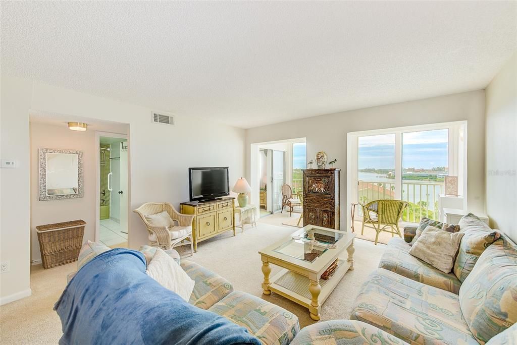 В аренду: $1,800 (1 спален, 1 ванн, 710 Квадратных фут)