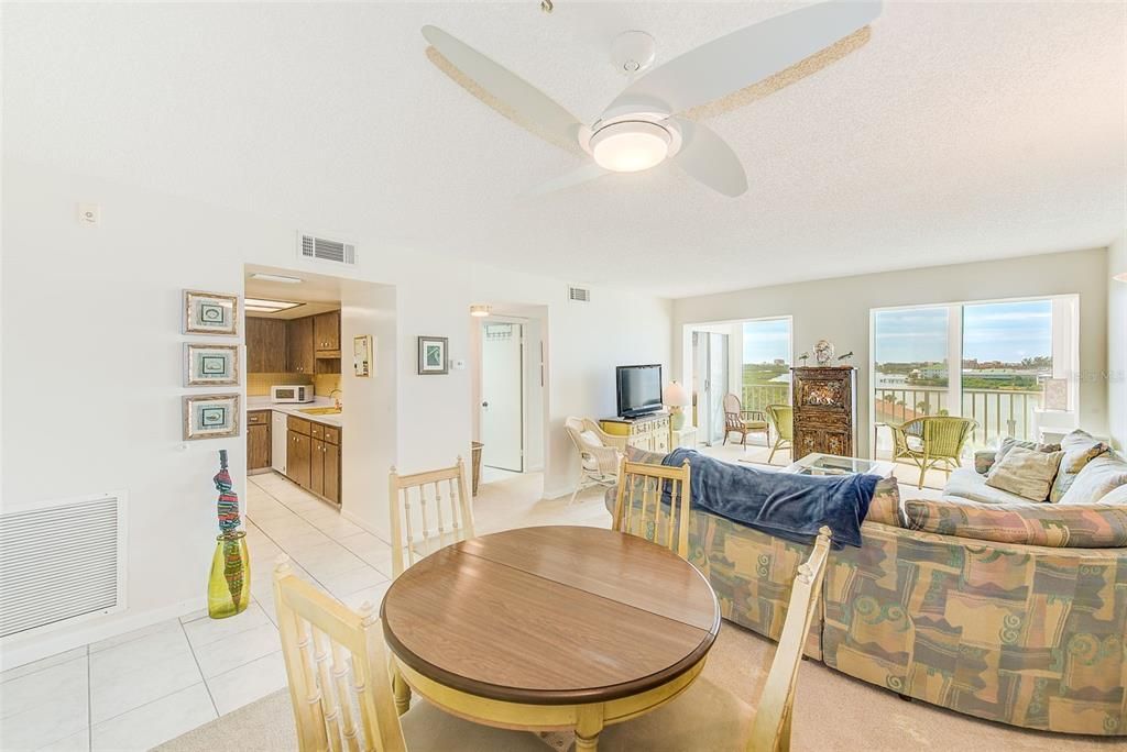 В аренду: $1,800 (1 спален, 1 ванн, 710 Квадратных фут)