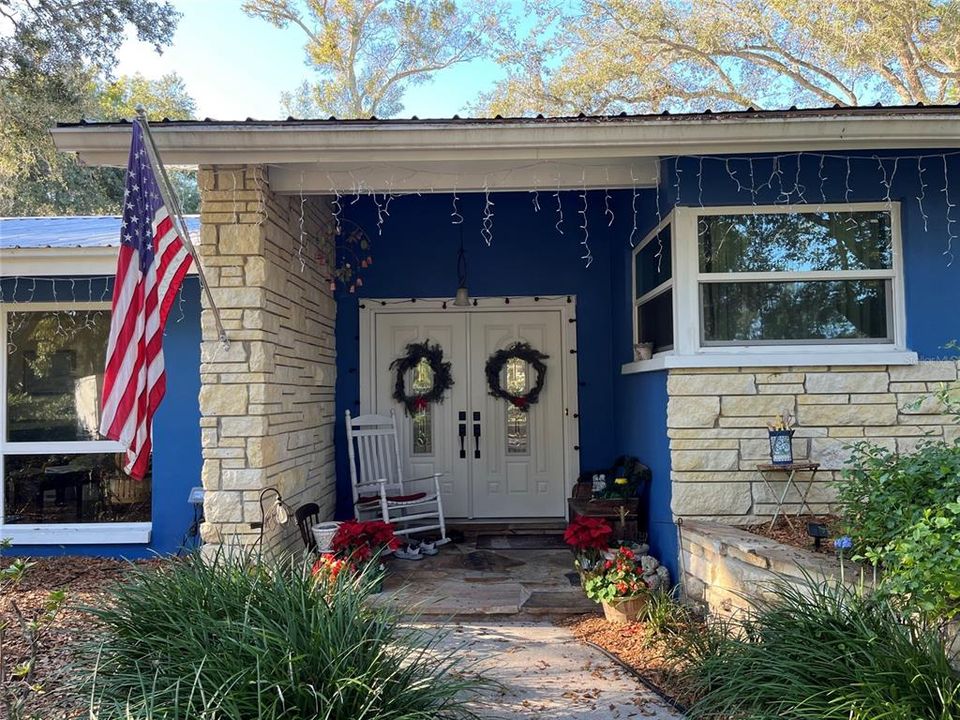 Active With Contract: $939,000 (5 beds, 3 baths, 3662 Square Feet)