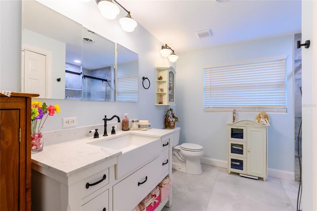 На продажу: $939,000 (5 спален, 3 ванн, 3662 Квадратных фут)