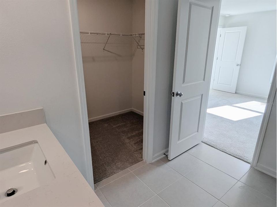 For Rent: $1,699 (3 beds, 2 baths, 1429 Square Feet)