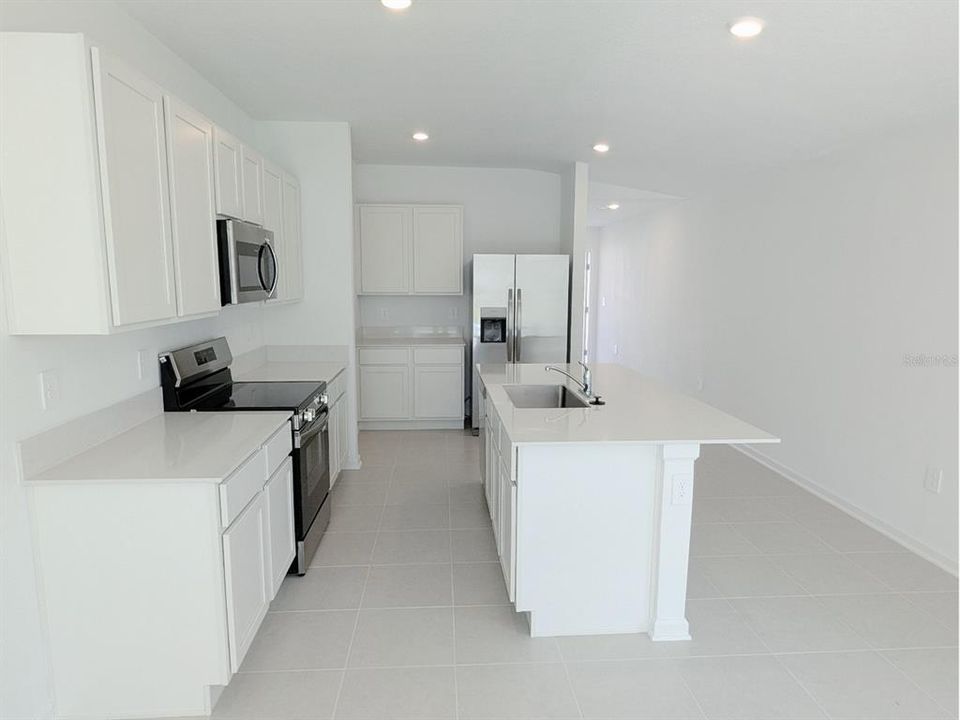 For Rent: $1,699 (3 beds, 2 baths, 1429 Square Feet)