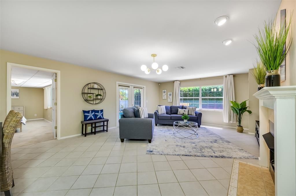 En Renta: $4,550 (4 camas, 2 baños, 2268 Pies cuadrados)