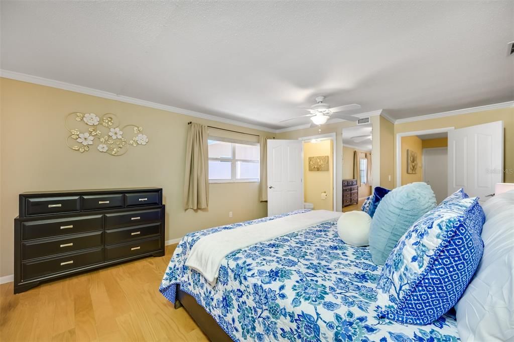 En Renta: $4,550 (4 camas, 2 baños, 2268 Pies cuadrados)