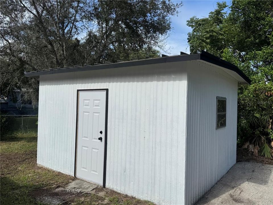 For Sale: $169,000 (3 beds, 1 baths, 1288 Square Feet)