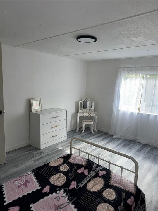 For Sale: $169,000 (3 beds, 1 baths, 1288 Square Feet)