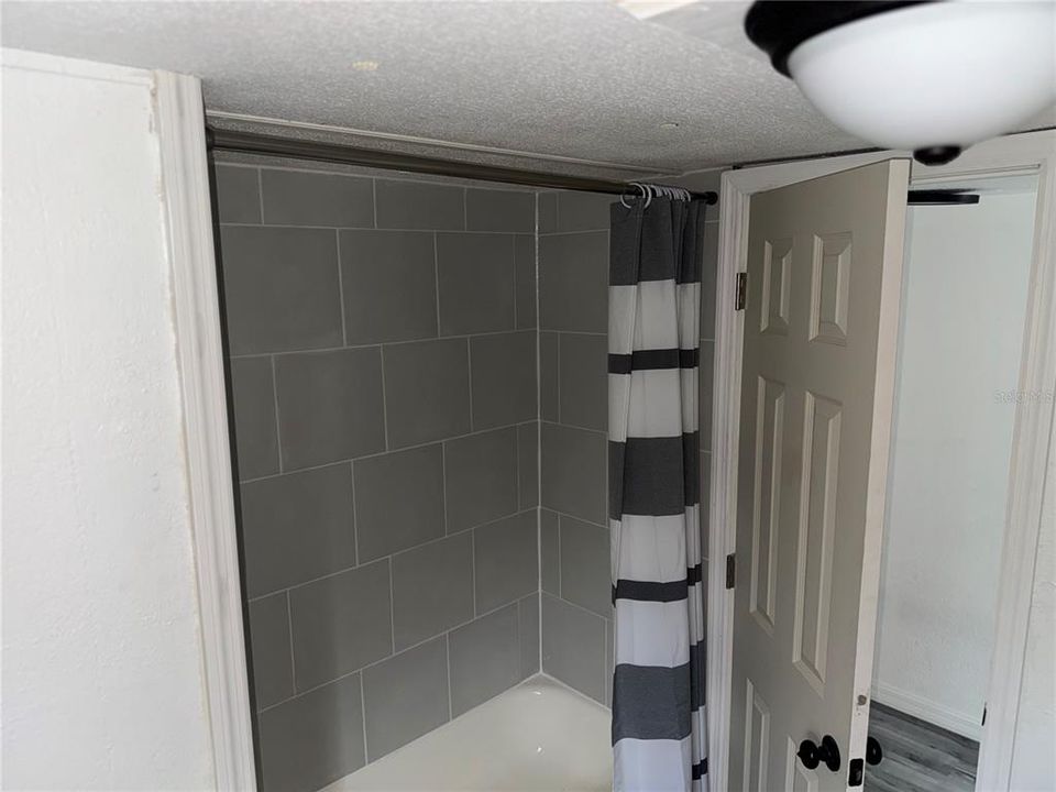 For Sale: $169,000 (3 beds, 1 baths, 1288 Square Feet)