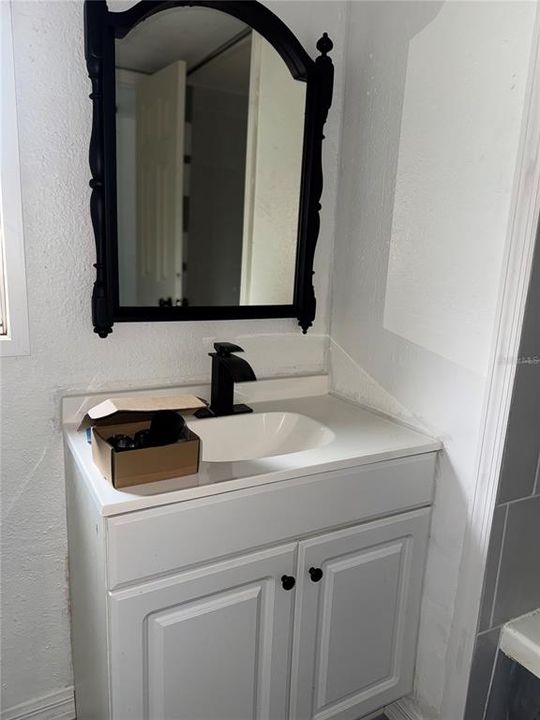 For Sale: $169,000 (3 beds, 1 baths, 1288 Square Feet)