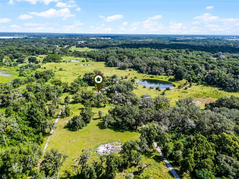 En Venta: $3,495,000 (36.32 acres)