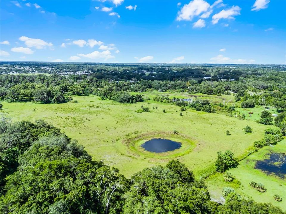 На продажу: $1,495,000 (18.35 acres)