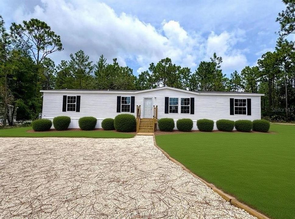 For Sale: $249,900 (4 beds, 2 baths, 1813 Square Feet)