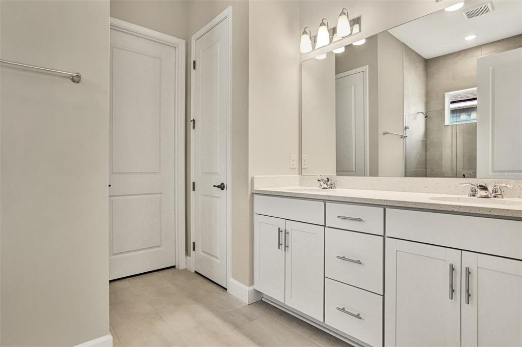 Active With Contract: $443,573 (3 beds, 2 baths, 1836 Square Feet)