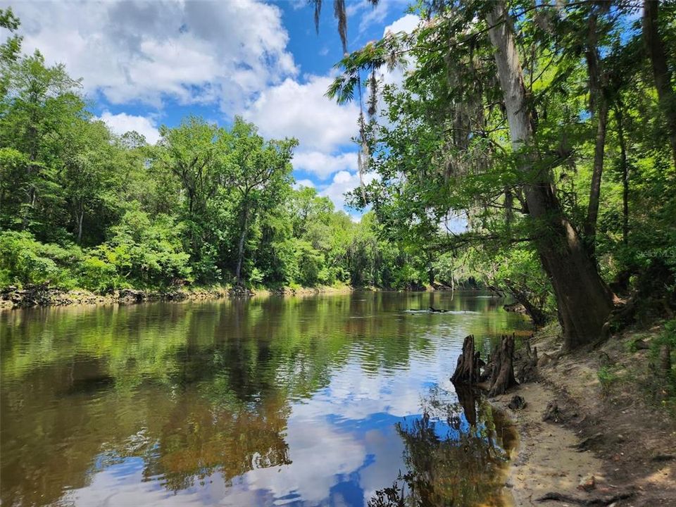 En Venta: $25,000 (0.62 acres)