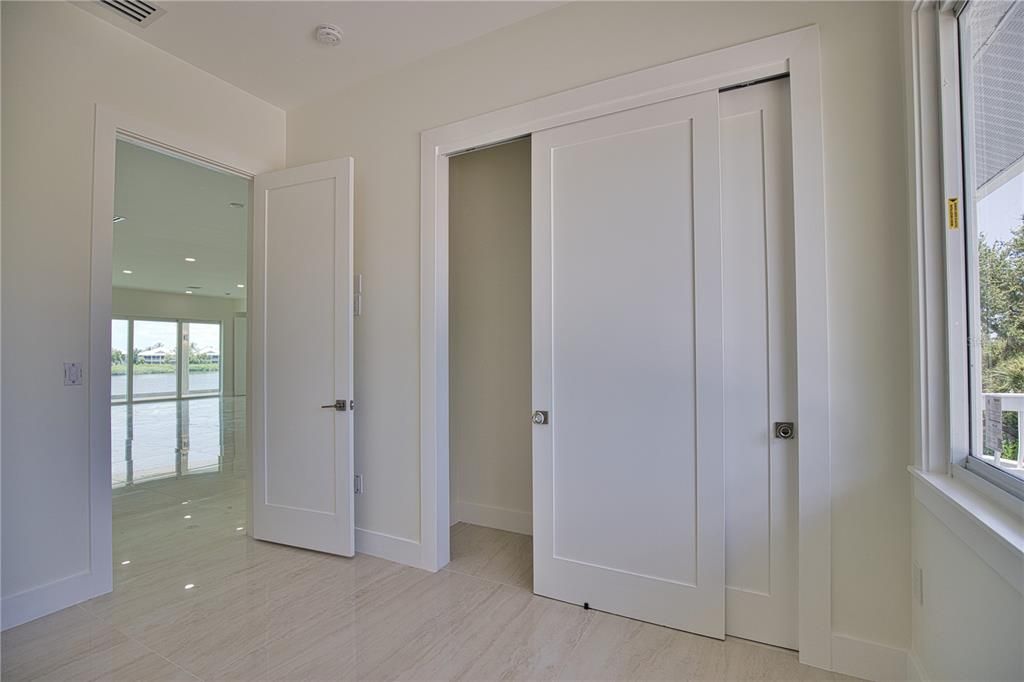 В аренду: $15,000 (4 спален, 4 ванн, 5318 Квадратных фут)