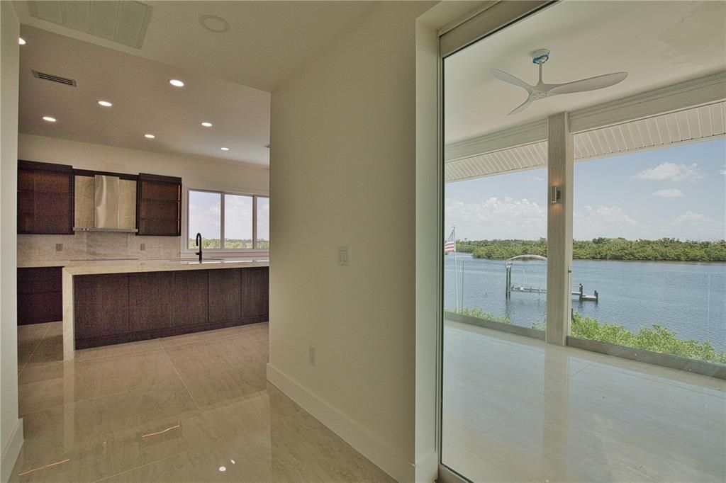 В аренду: $15,000 (4 спален, 4 ванн, 5318 Квадратных фут)