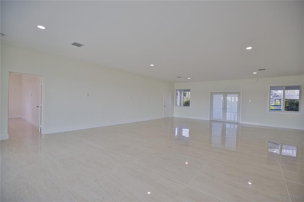 В аренду: $15,000 (4 спален, 4 ванн, 5318 Квадратных фут)