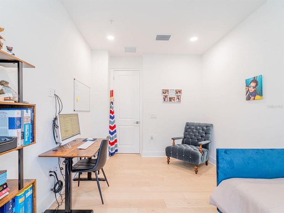 待售: $675,000 (3 贝兹, 2 浴室, 2189 平方英尺)