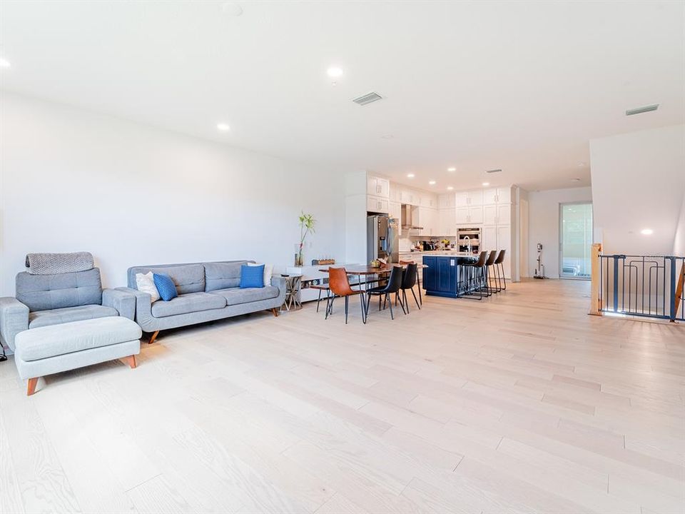 待售: $675,000 (3 贝兹, 2 浴室, 2189 平方英尺)