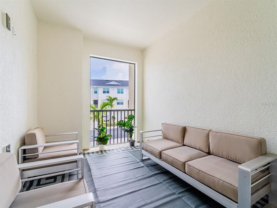 待售: $675,000 (3 贝兹, 2 浴室, 2189 平方英尺)