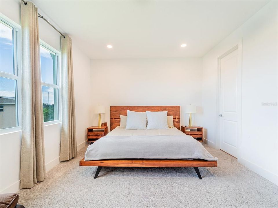 待售: $675,000 (3 贝兹, 2 浴室, 2189 平方英尺)