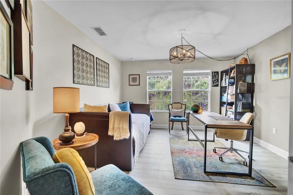 На продажу: $645,000 (5 спален, 3 ванн, 3008 Квадратных фут)