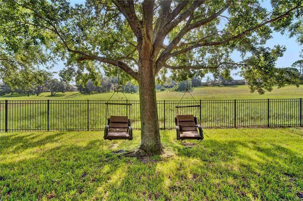 На продажу: $645,000 (5 спален, 3 ванн, 3008 Квадратных фут)