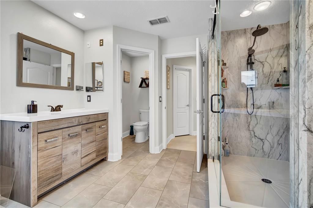 На продажу: $645,000 (5 спален, 3 ванн, 3008 Квадратных фут)