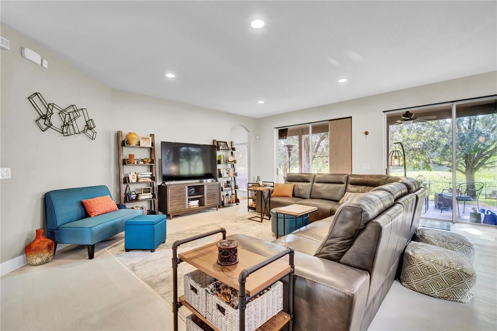 На продажу: $645,000 (5 спален, 3 ванн, 3008 Квадратных фут)