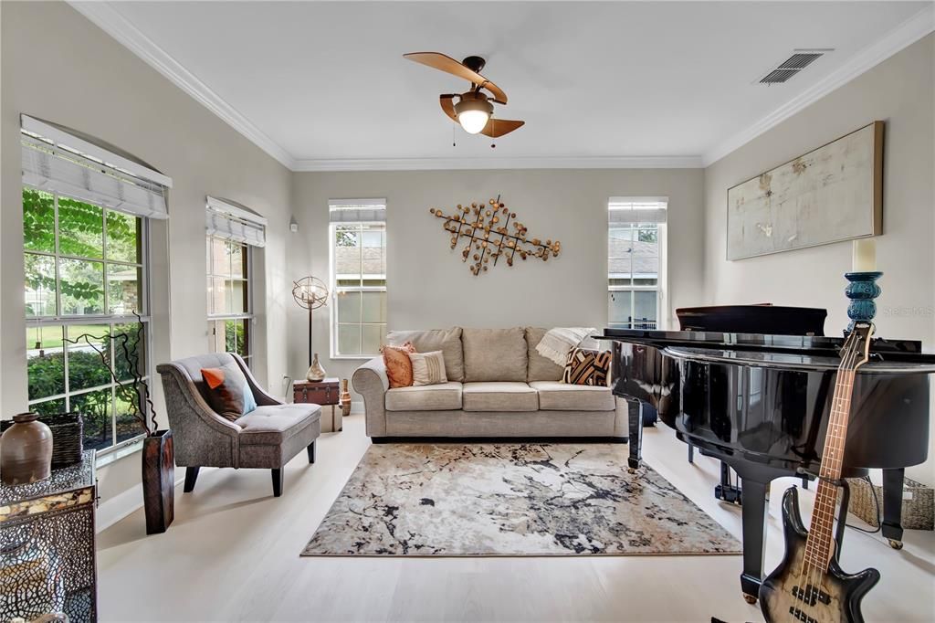 На продажу: $645,000 (5 спален, 3 ванн, 3008 Квадратных фут)