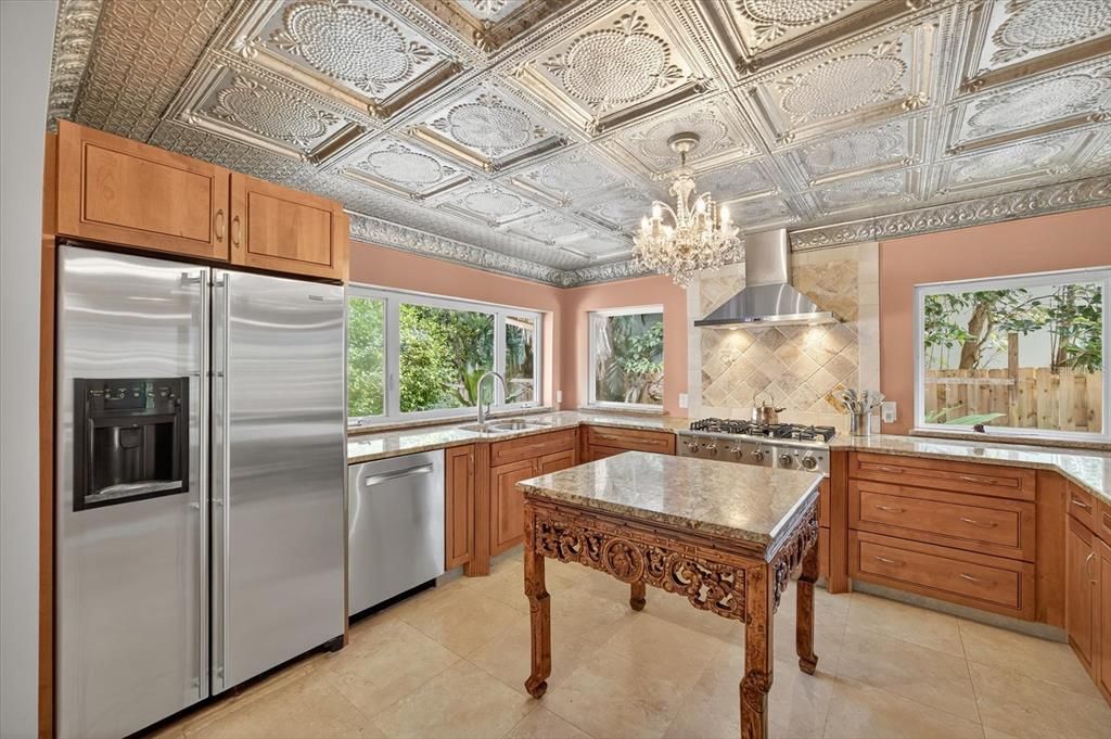 На продажу: $995,000 (3 спален, 2 ванн, 2093 Квадратных фут)