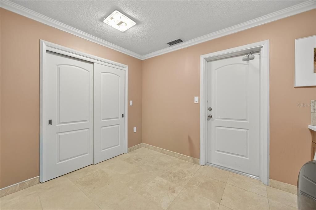 На продажу: $995,000 (3 спален, 2 ванн, 2093 Квадратных фут)