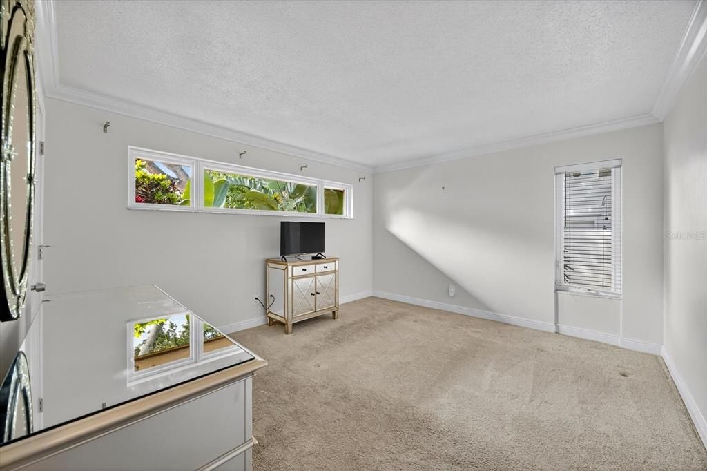 На продажу: $995,000 (3 спален, 2 ванн, 2093 Квадратных фут)