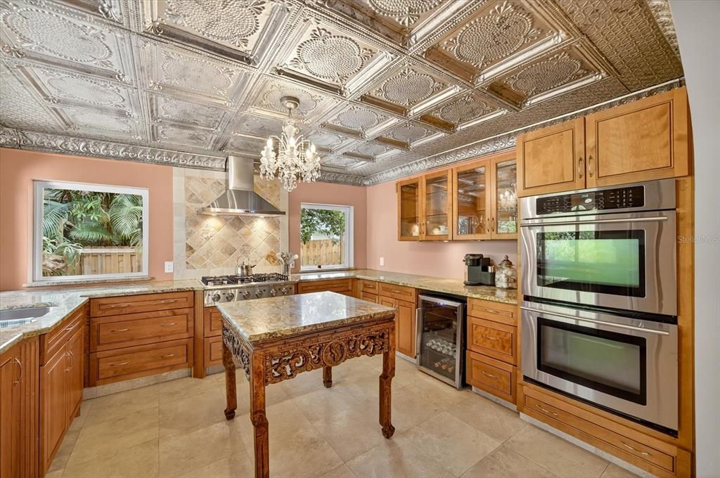 На продажу: $995,000 (3 спален, 2 ванн, 2093 Квадратных фут)