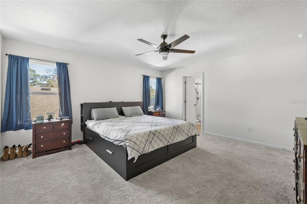 En Venta: $344,800 (5 camas, 3 baños, 2222 Pies cuadrados)