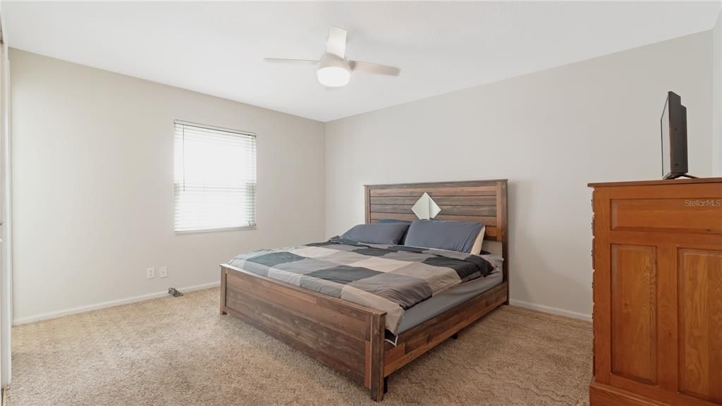 На продажу: $137,500 (2 спален, 2 ванн, 952 Квадратных фут)