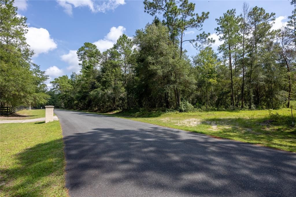 En Venta: $299,000 (4.79 acres)